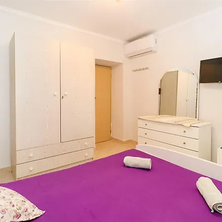 Apartment Traditional Remezzo House Nikiti (Sithonia)